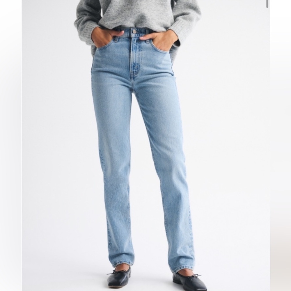 Abercrombie & Fitch Curve Love 90s Straight Ultra High Rise